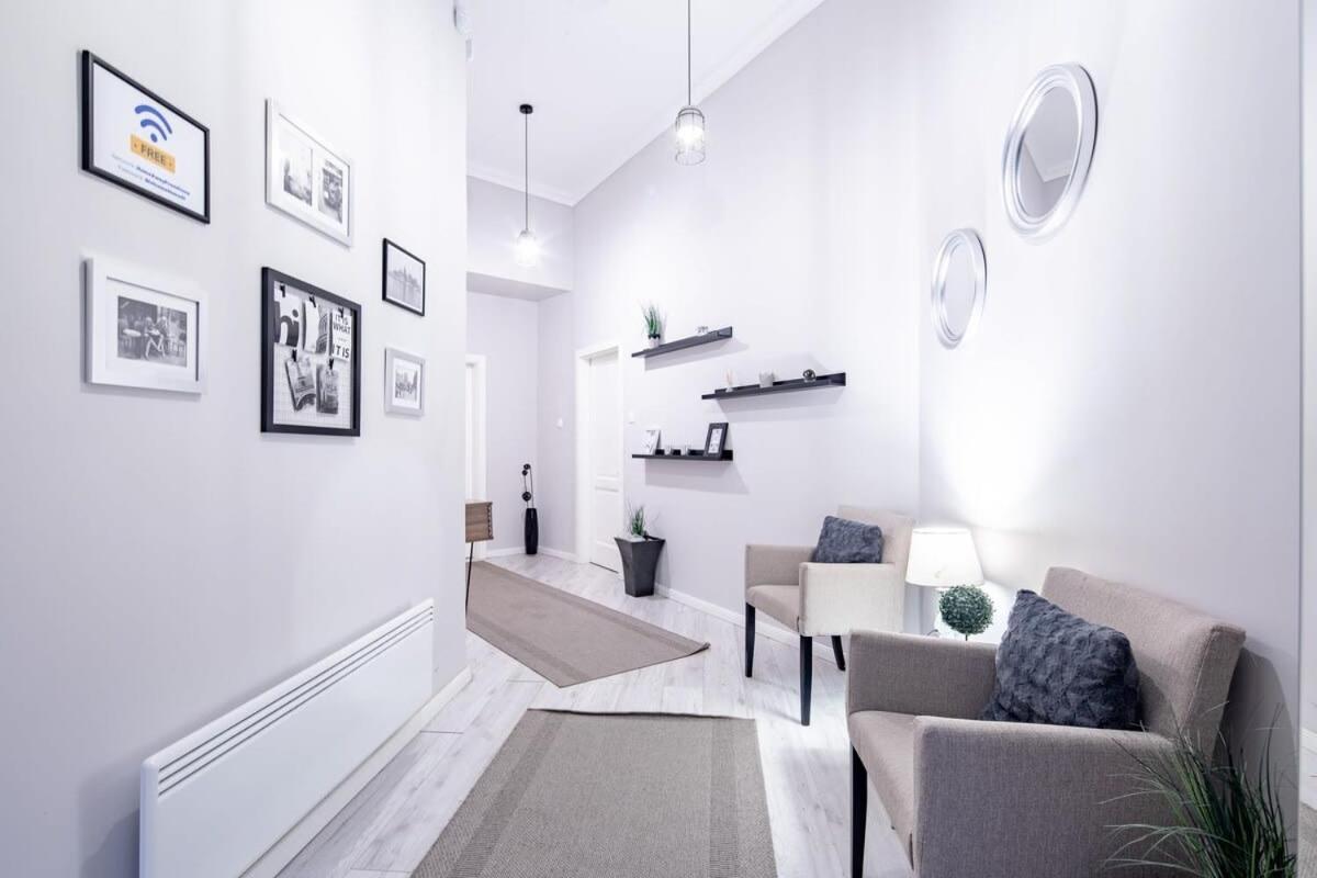 Apartment Very - Easy Use - Air Con Budapest
