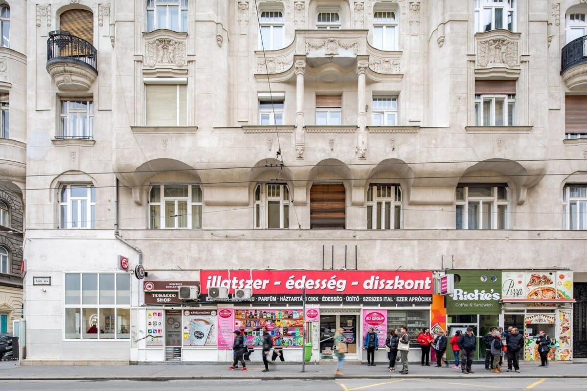 Апартаменты Very - Easy Use - Air Con *